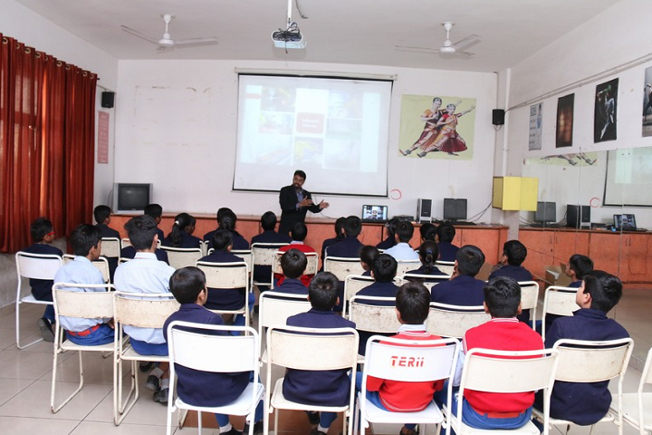 Teri Public School-Classroom