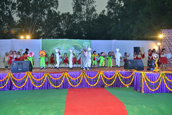 The Pine Crest School - Annual Day Celebrations