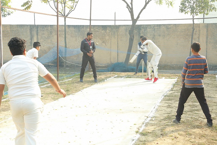 Universal Academy - Cricket