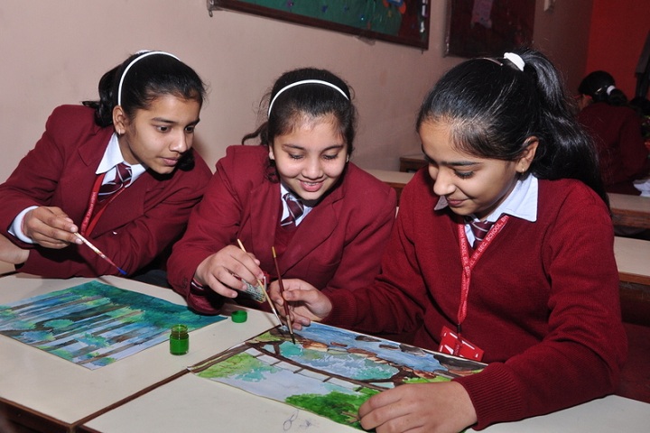 Vaish Model Senior Secondary School-Art Room