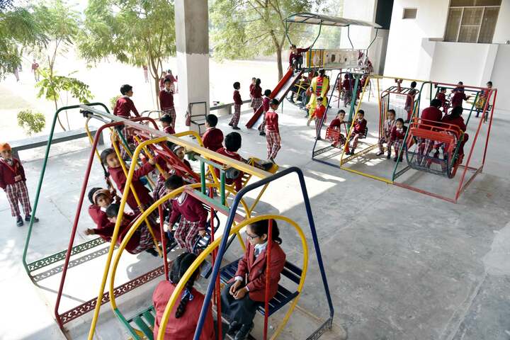 Viveka Nand Bal Mandir Senior Secondary Schoo-Kindergarten Play Area