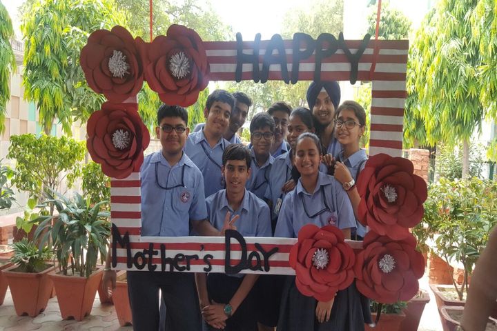 Vivekanand Global School-Mothers Day