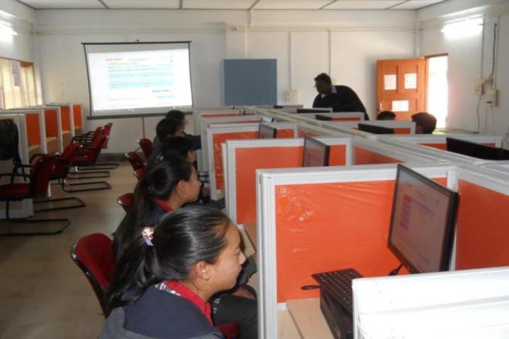 Kendriya Vidyalaya-Computer Lab