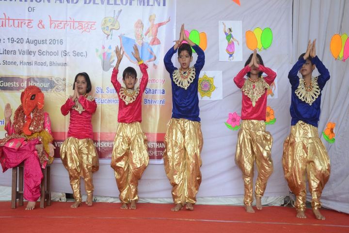 Zee Litera Valley School-Performance