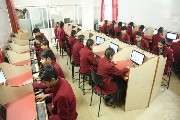 Alpine Public School-Computer Lab
