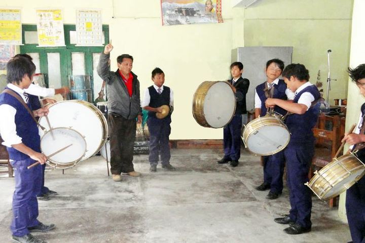 Central School For Tibetans-Band