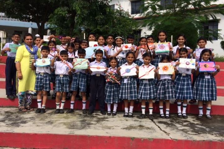 Comet Mensa Public School-Rakhi Making Activity