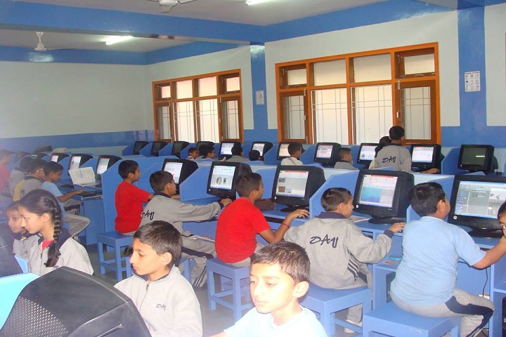 D A V Senior Secondary Public School-IT-Lab