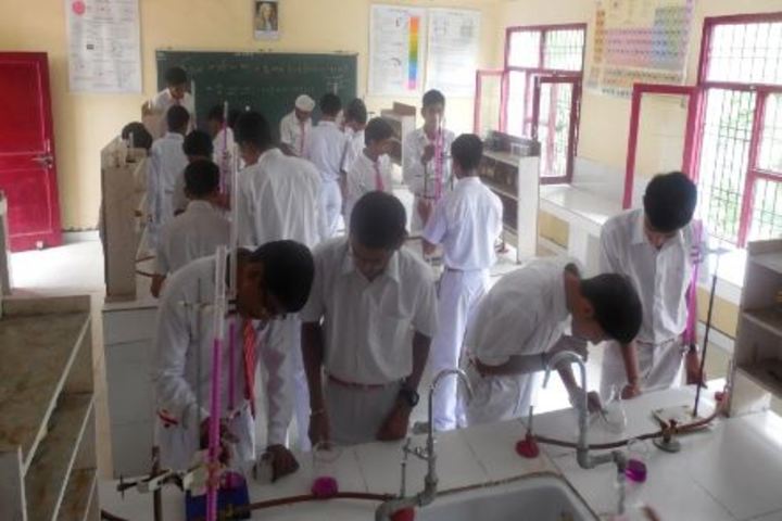DAV Public School-Science Lab