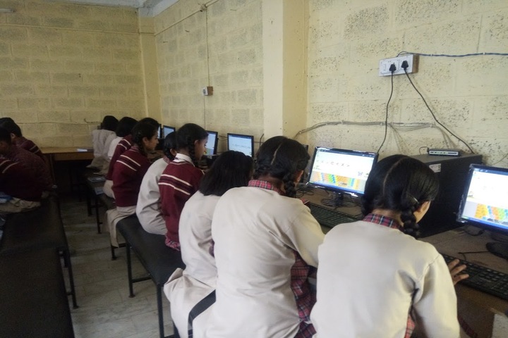 DAV Centenary Public School-Computer Lab