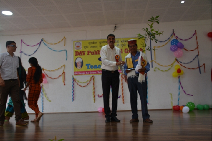 Dav Senior Secondary Public School-Awards