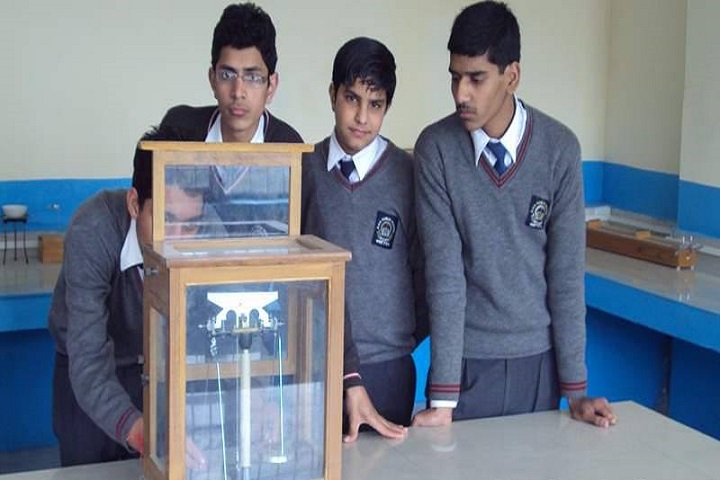 Dav Senior Secondary Public School-Physics-Lab