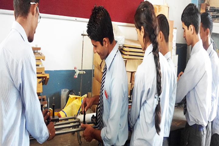 DAV Public School-Physics Lab