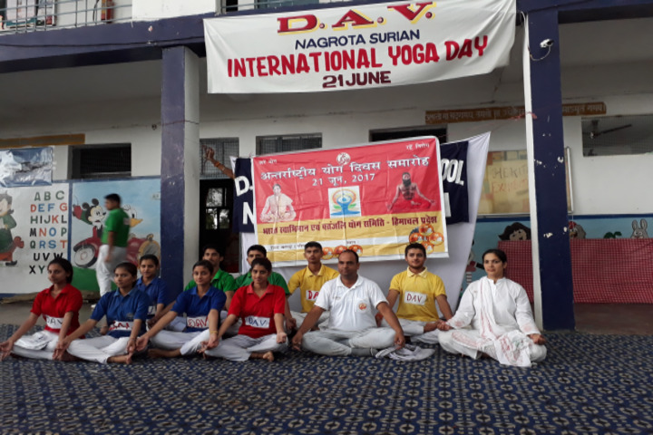 DAV Public School-Yoga day