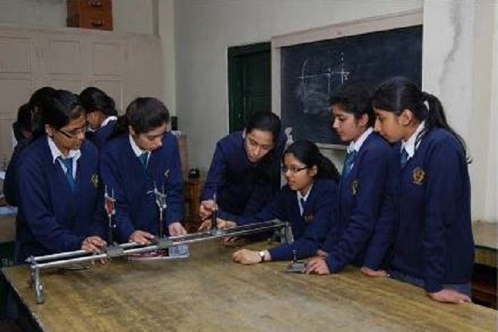 Dayanand Public School-Physics-Lab