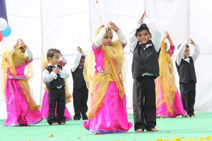 Golden Valley Public School-Dancing Activity