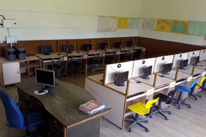 Guru Nanak Public School-Computer-Lab
