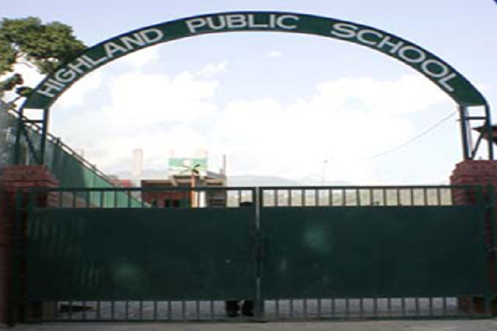 Highland Public School-Entrance-View