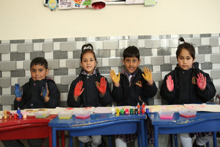 Him Gurukul International School-Painting