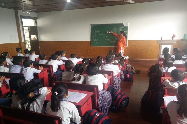 Him Gurukul International School-Classroom