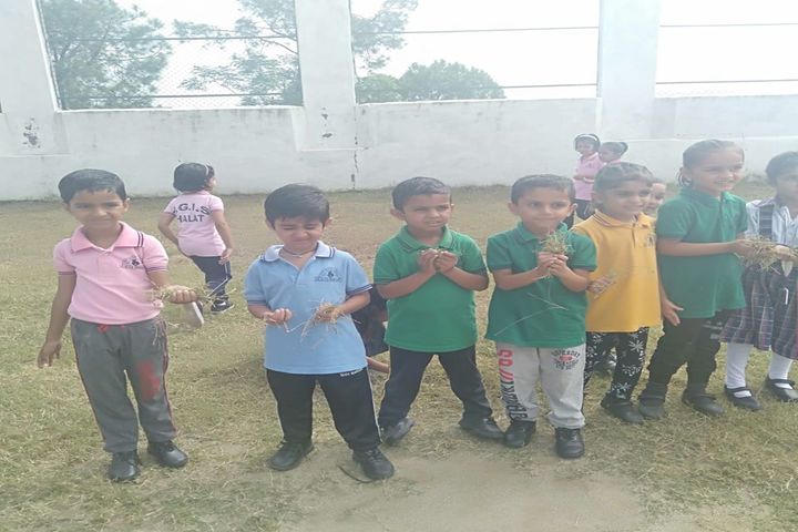 Him Gurukul International School-Swach Bharat