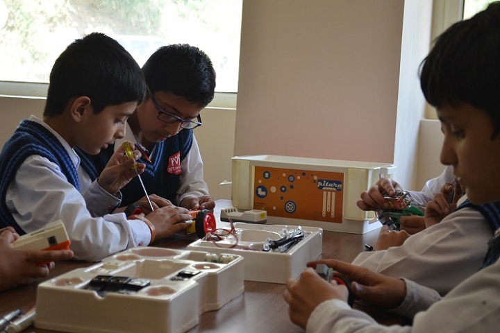 Ivy International School-Lab