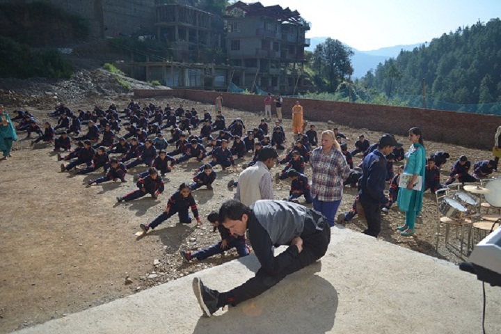 Ivy International School-Yoga