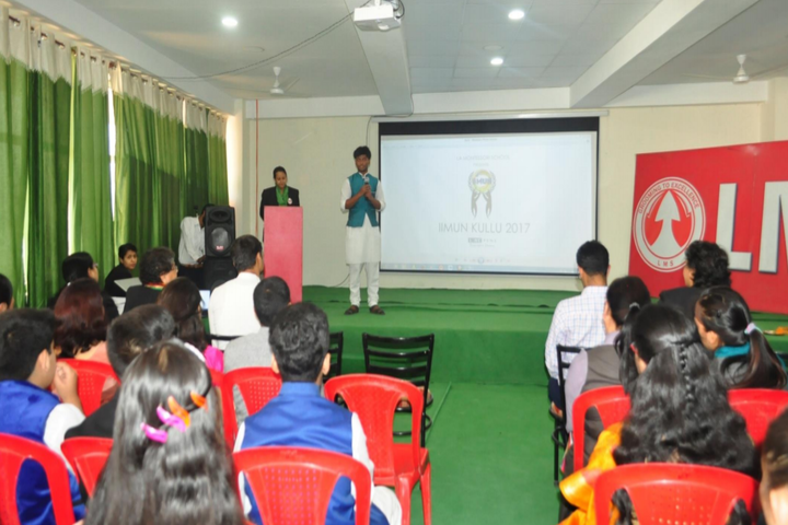 La Montessori School-Seminar