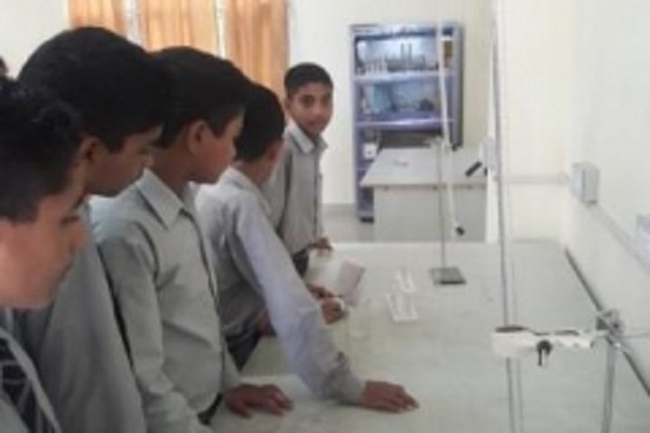 Laureate Global School-Lab1