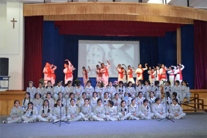 Loreto Convent School-May Day