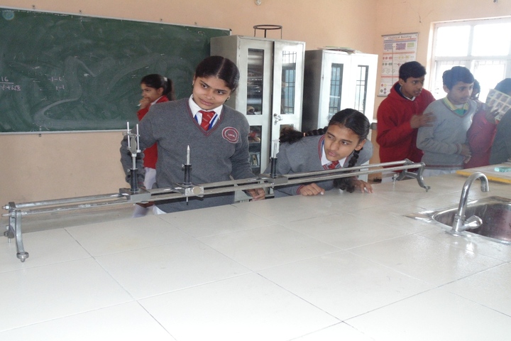 Lotus International Convent School-Physic-Lab1