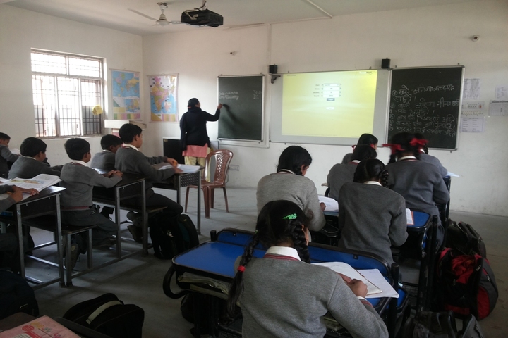 Lotus International Convent School-Smart-Classroom