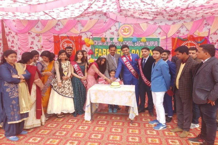 Mehr Chand Mahajan D A V Senior Secondary Public School-Farewell