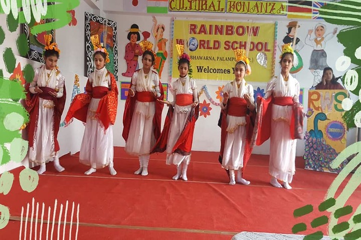 Rainbow World School-Dancing Activity