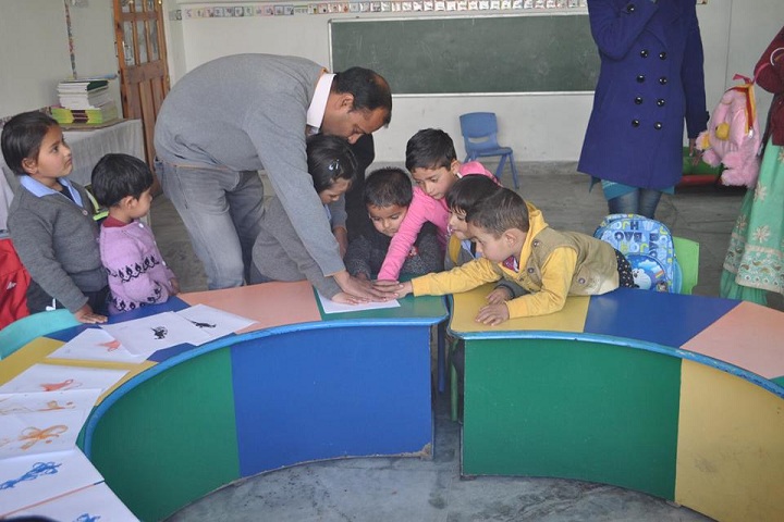 Roots Country School-Activities