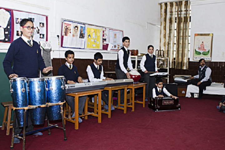 St Edwards School-Music