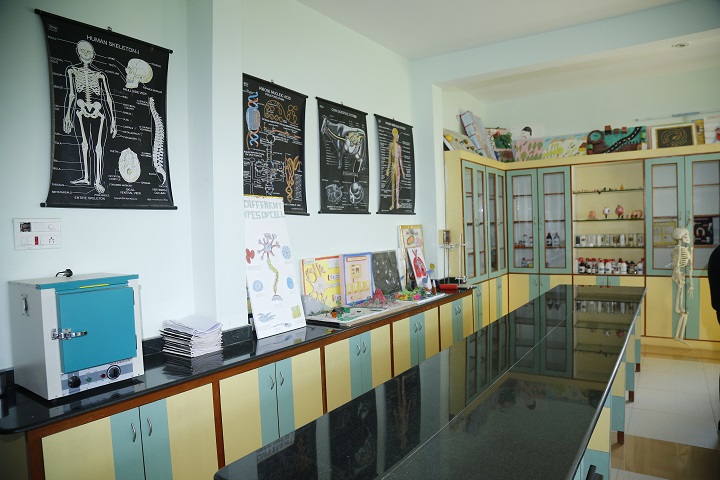 Tagore Vanasthali Public School-Laboratory