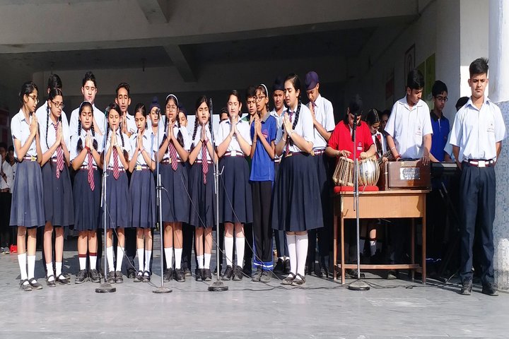 Banyan International School-Singing
