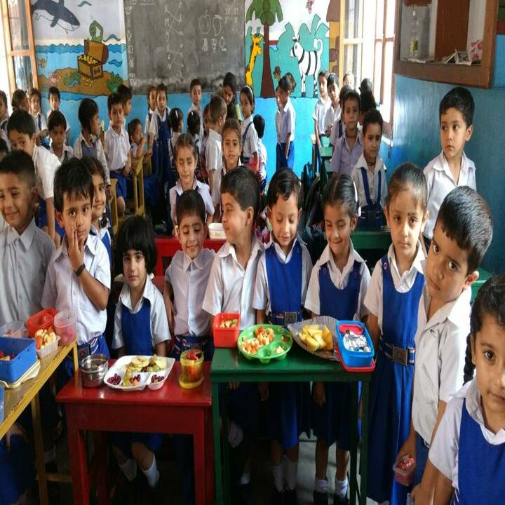 Brahmrishi Bawra Shanti Vidyapeeth School-lunch time 2