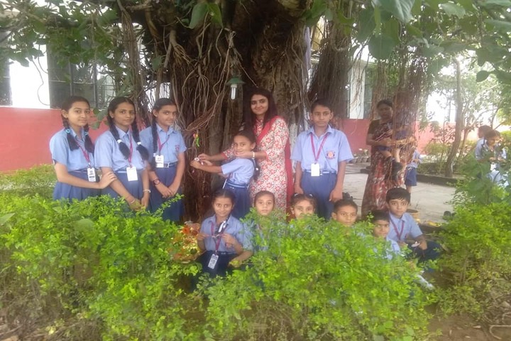 DAV Colligiate School-Field Trip