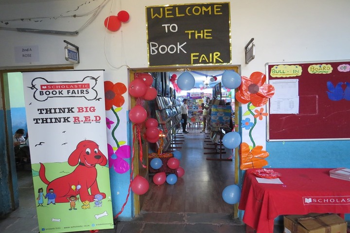 D S HERITAGE SCHOLARS SCHOOL - book fair