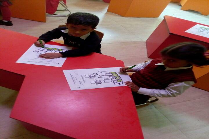 GD Goenka Public School-Colouring
