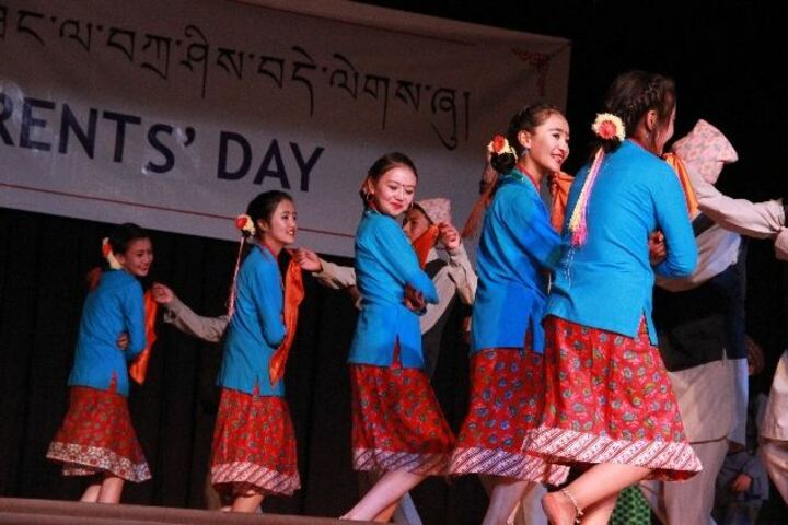 Lamdon Model Senior Secondary School-Dance