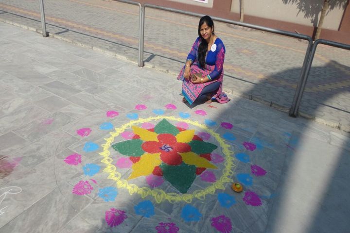 Mount Litera Zee School-Rangoli