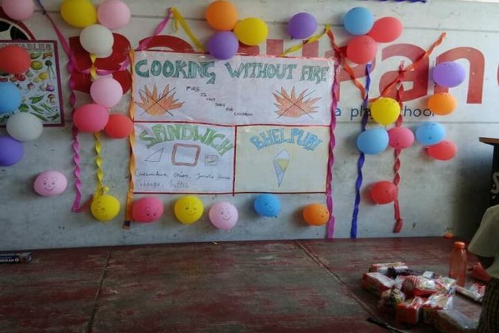 Tiny Scholars School-Decoration