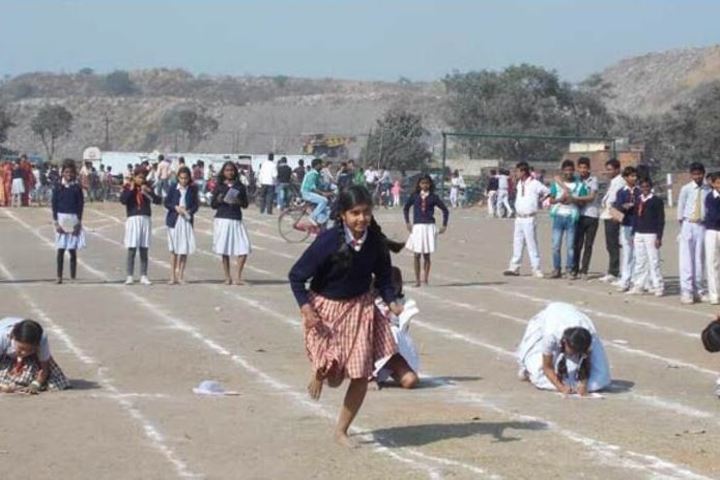 Adarsh Shramik Uchcha Vidyalaya-Running