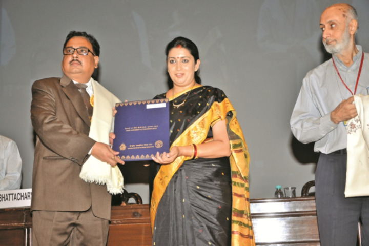 Badri Narayan Shah Dav Public School-Award