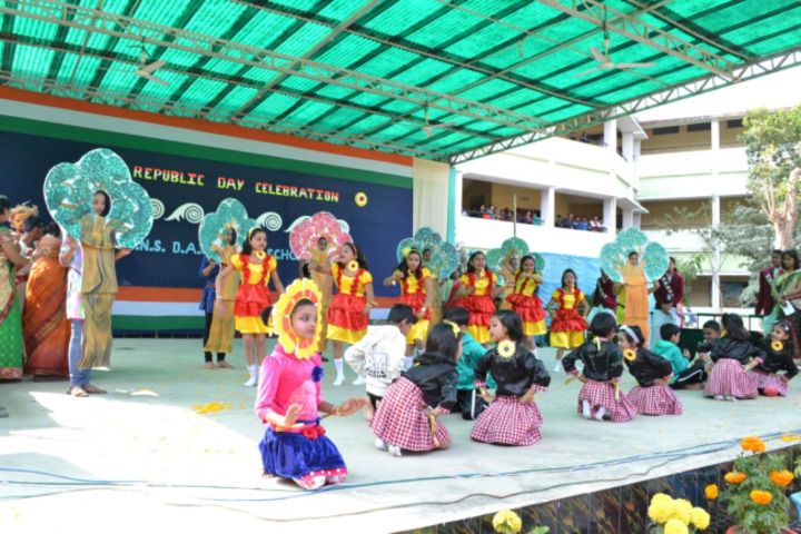 Badri Narayan Shah Dav Public School-Dance