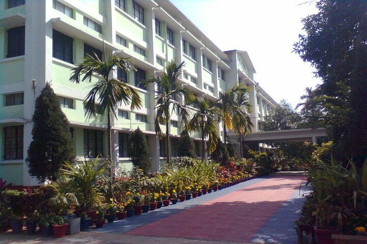Badri Narayan Shah Dav Public School-Garden