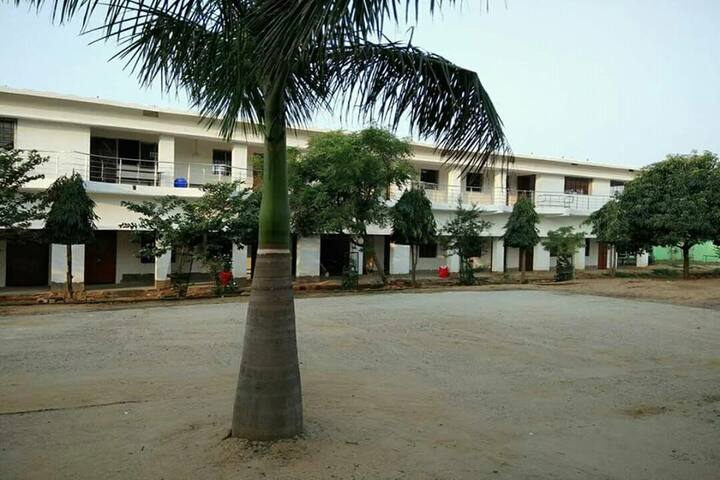 Buds Garden School-Hostel